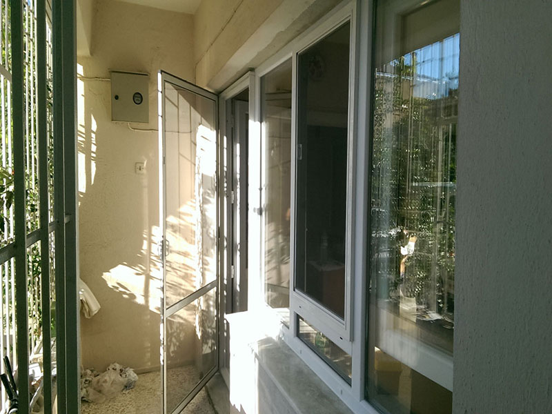 Kuşadası Menteşeli Sineklik Sistemi